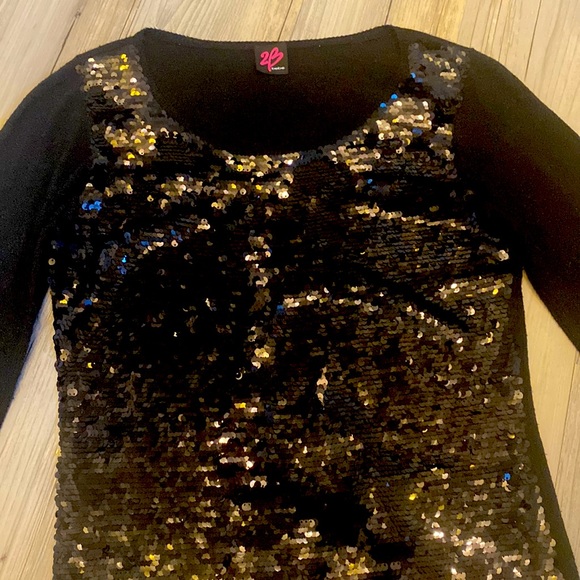 Black Sequin Sweater - Picture 2 of 3